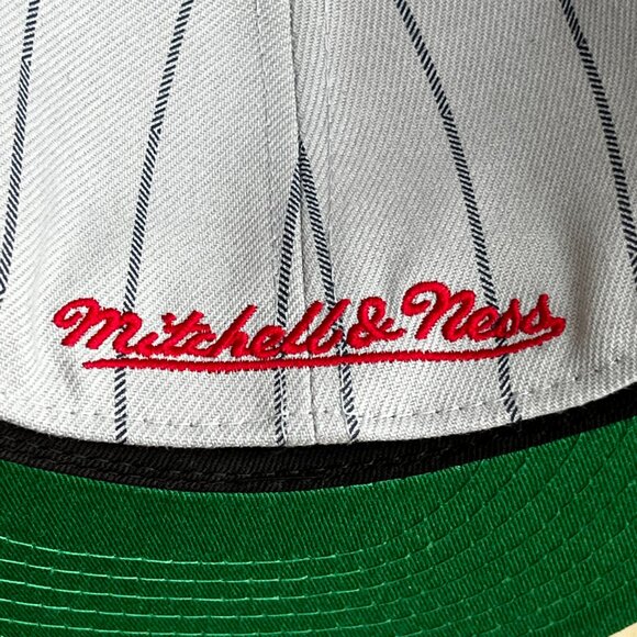 MITCHELL & NESS MINNESOTA TIMBERWOLVES RETRO LOGO PRO CROWN 7 3/8 in FITTED HAT - Picture 4 of 4